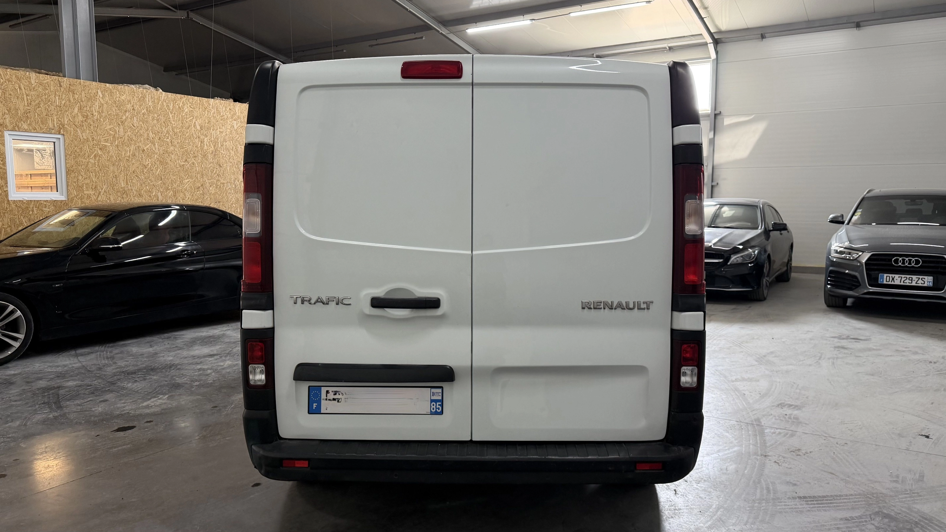 Renault Trafic Vu L1H1 CONFORT / Garantie 12 mois FOURGON 1.6 DCI 120 1T0 L1H1 CONFORT — photo 4