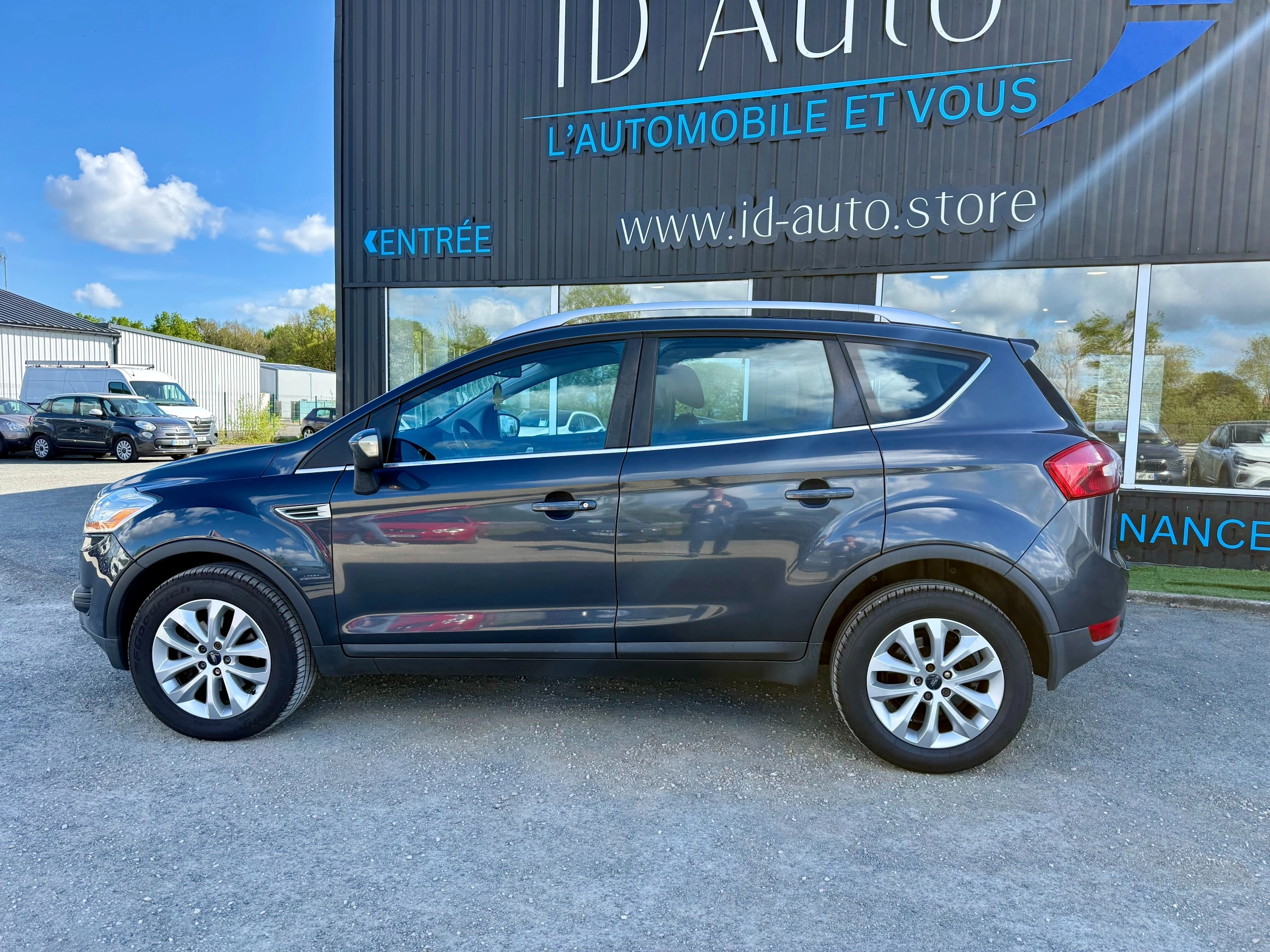 Ford Kuga 2.0 TDCI 140 4X2 Titanium Garantie 12 Mois — photo 2
