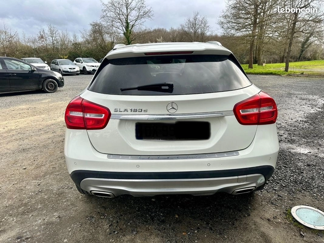 Mercedes Classe Gla 1.5 180 CDI 110 SENSATION 7G-DCT BVA — photo 4