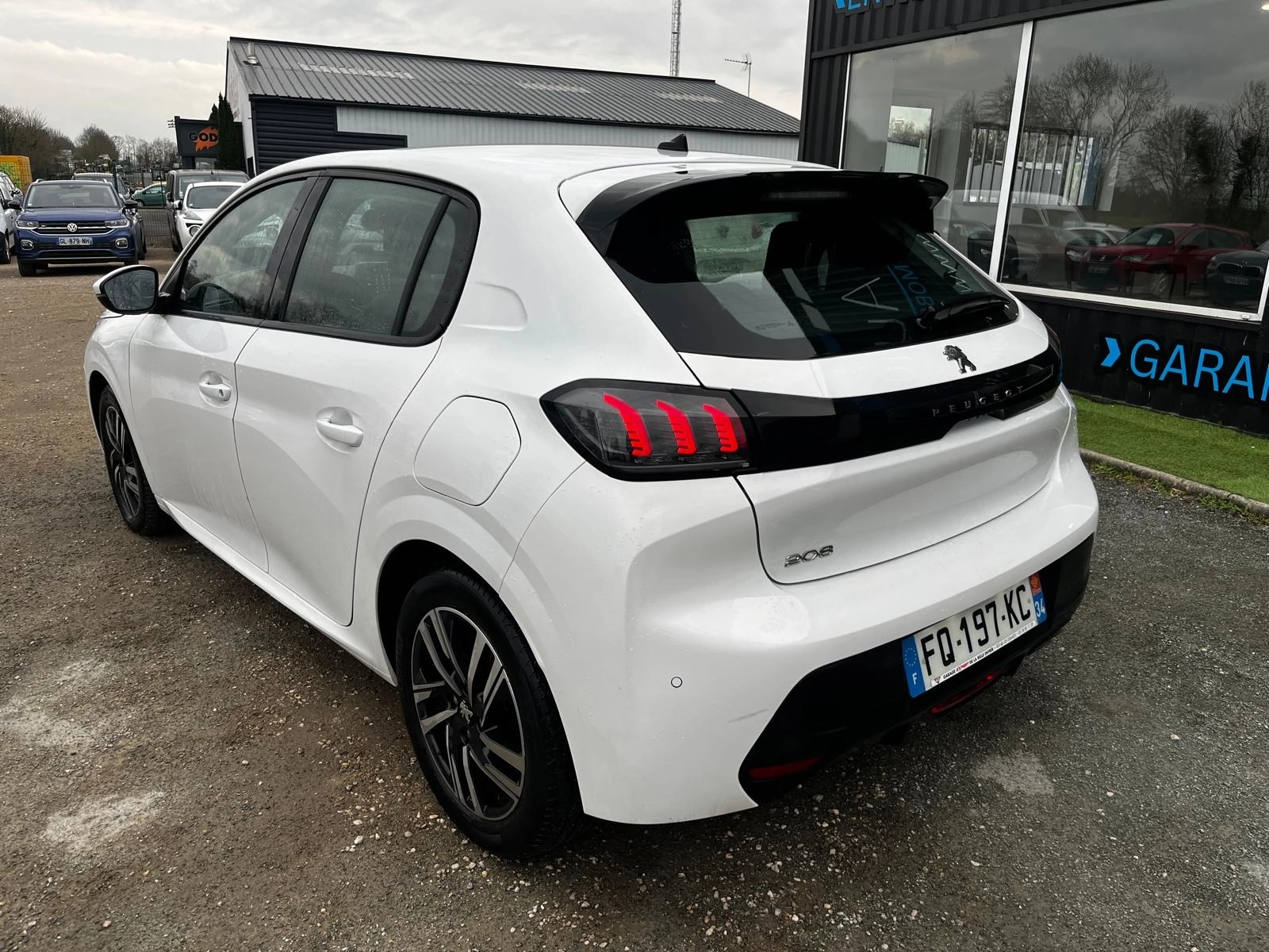 Peugeot 208 GENERATION-II 1.2 130 ALLURE EAT  Garantie 12 Mois GENERATION-II 1.2 PURETECH 130 ALLURE EAT BVA START-STOP — photo 3
