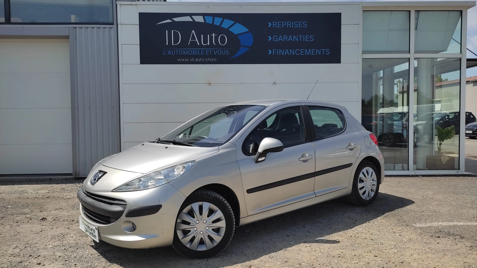 Peugeot 207 1.6 HDI 90
