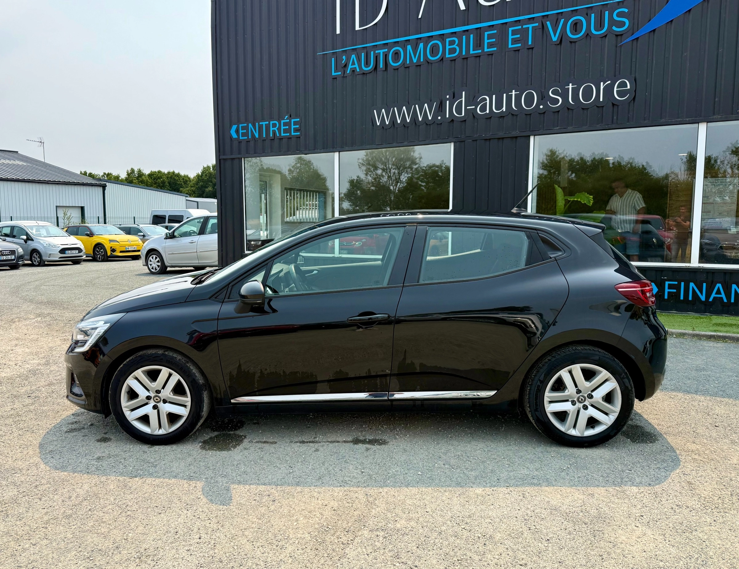 Renault Clio 0.9 TCE 75CH ZEN -  PREMIÈRE MAIN - GARANTIE 12 MOIS 0.9 TCE 75 ENERGY BUSINESS — photo 2