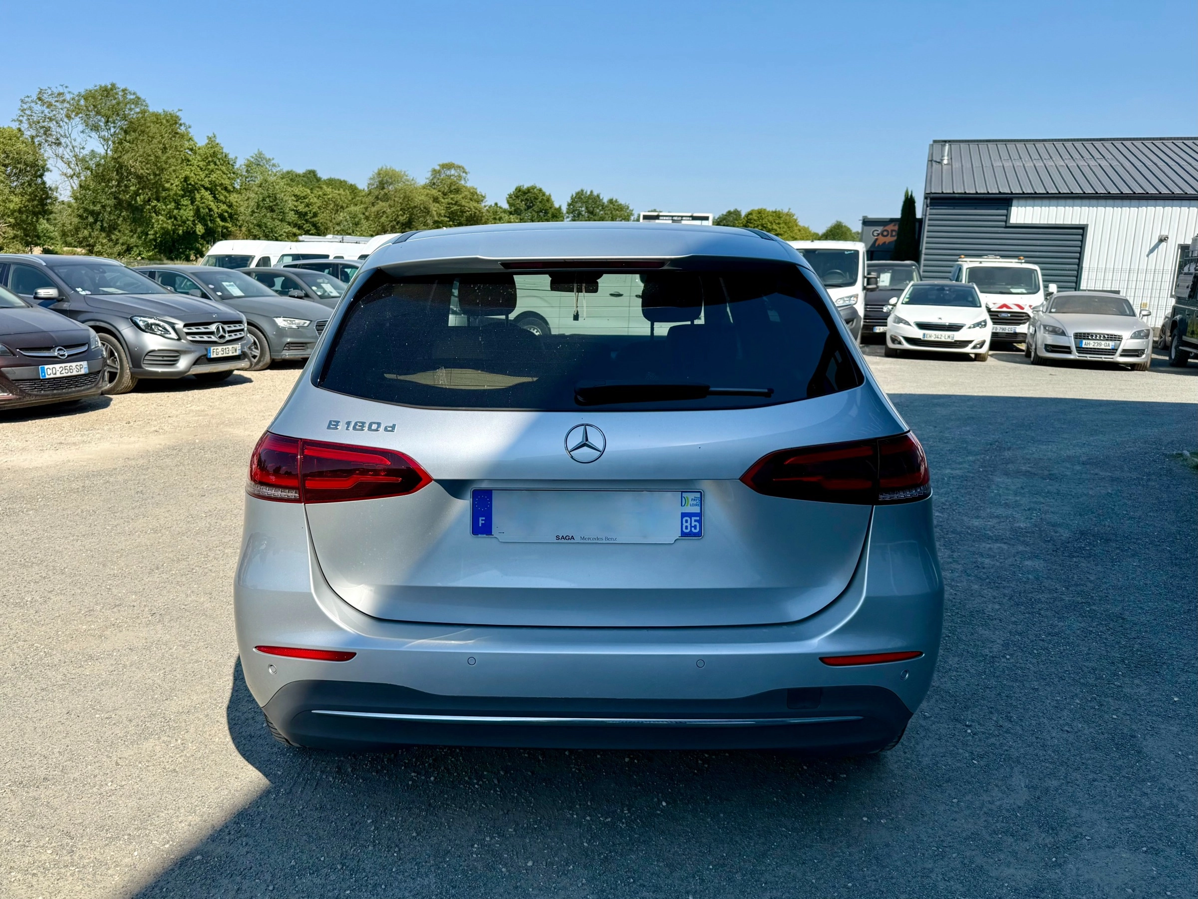 Mercedes Classe B 180 D 115 PROGRESSIVE LINE 7G-DCT GARANTIE 12 MOIS 1.5 180 D 115 PROGRESSIVE LINE 7G-DCT BVA — photo 3