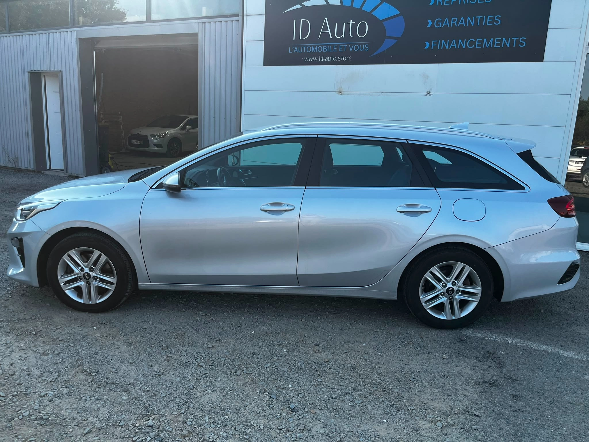 Kia Ceed SW 1.6 CRDI 135 HY ACTIVE BVA GARANTIE 12 MOIS SW 1.6 CRDI 135 HYBRID MHEV 48VOLT ACTIVE DCT BVA — photo 2