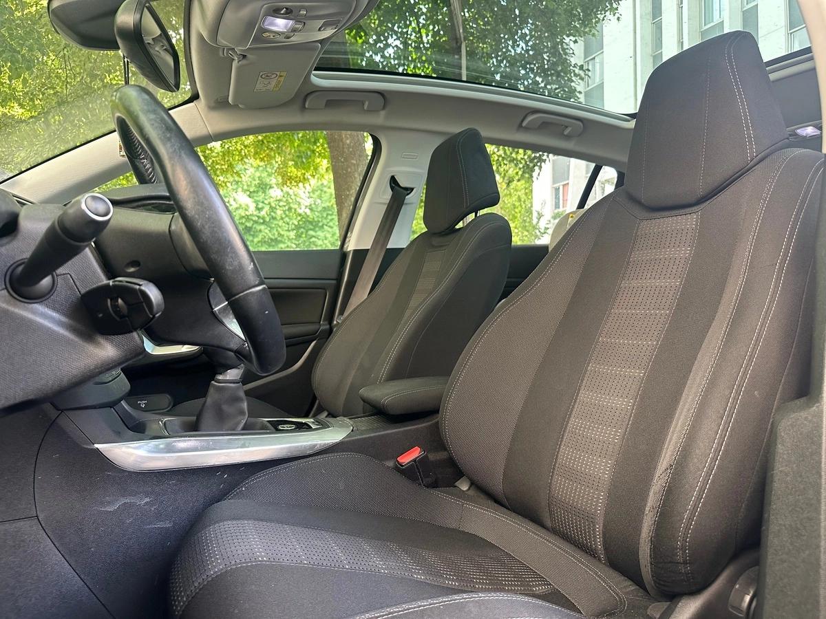 Peugeot 308 GENERATION-II 1.2 PURETECH 110 ALLURE START-STOP