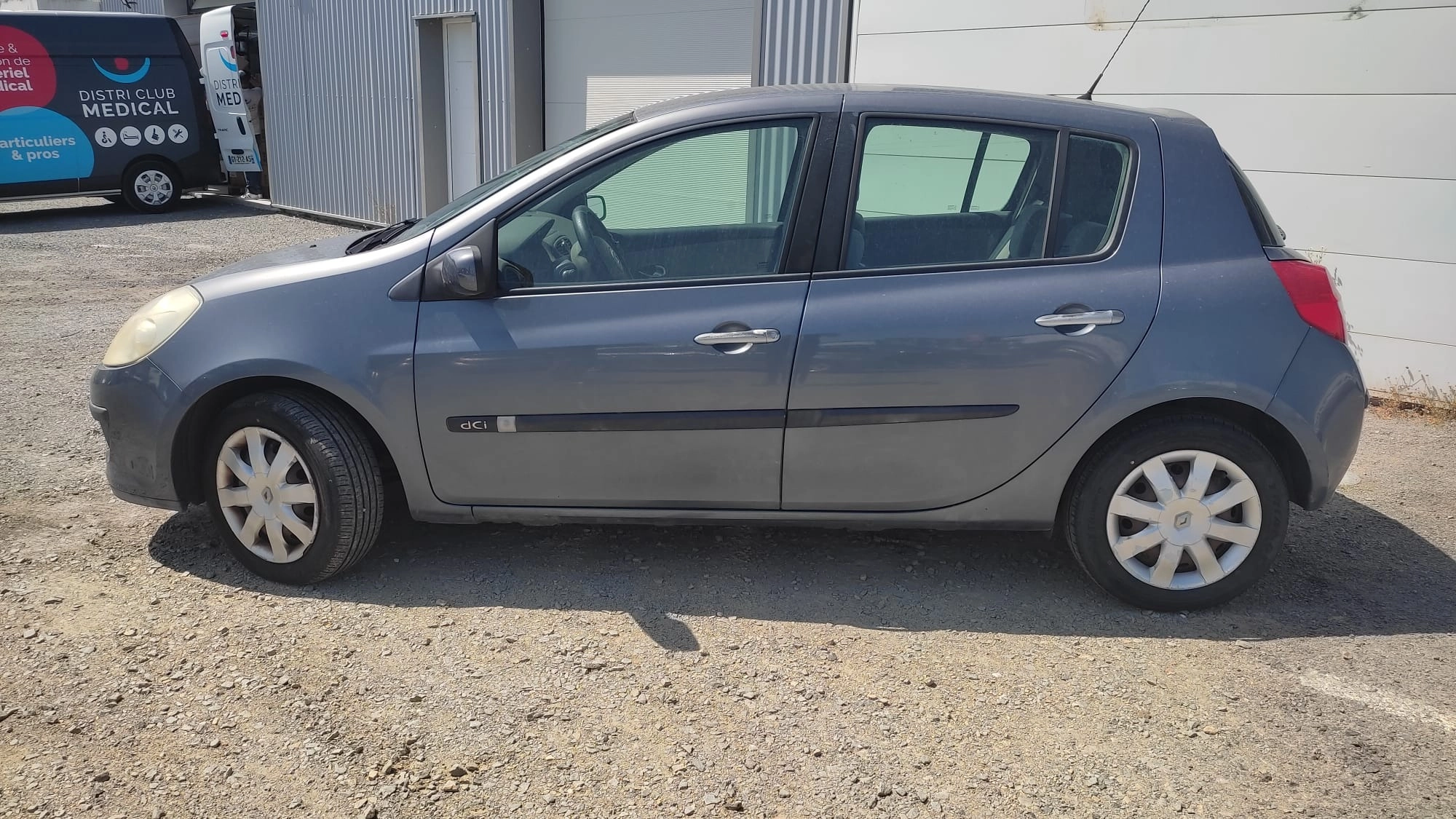 Renault Clio 1.5 DCI 85 CONFORT EXPRESSION — photo 2