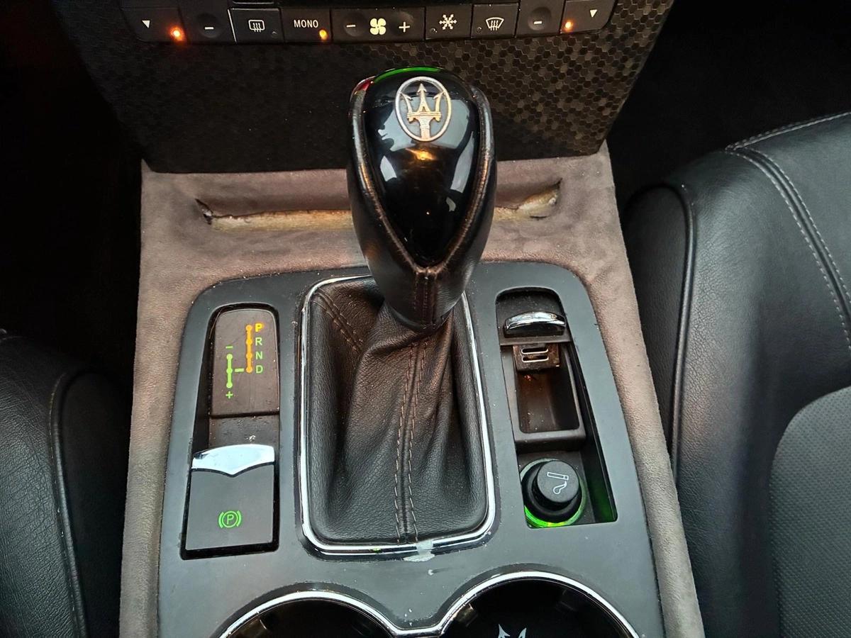 Maserati Quattroporte 