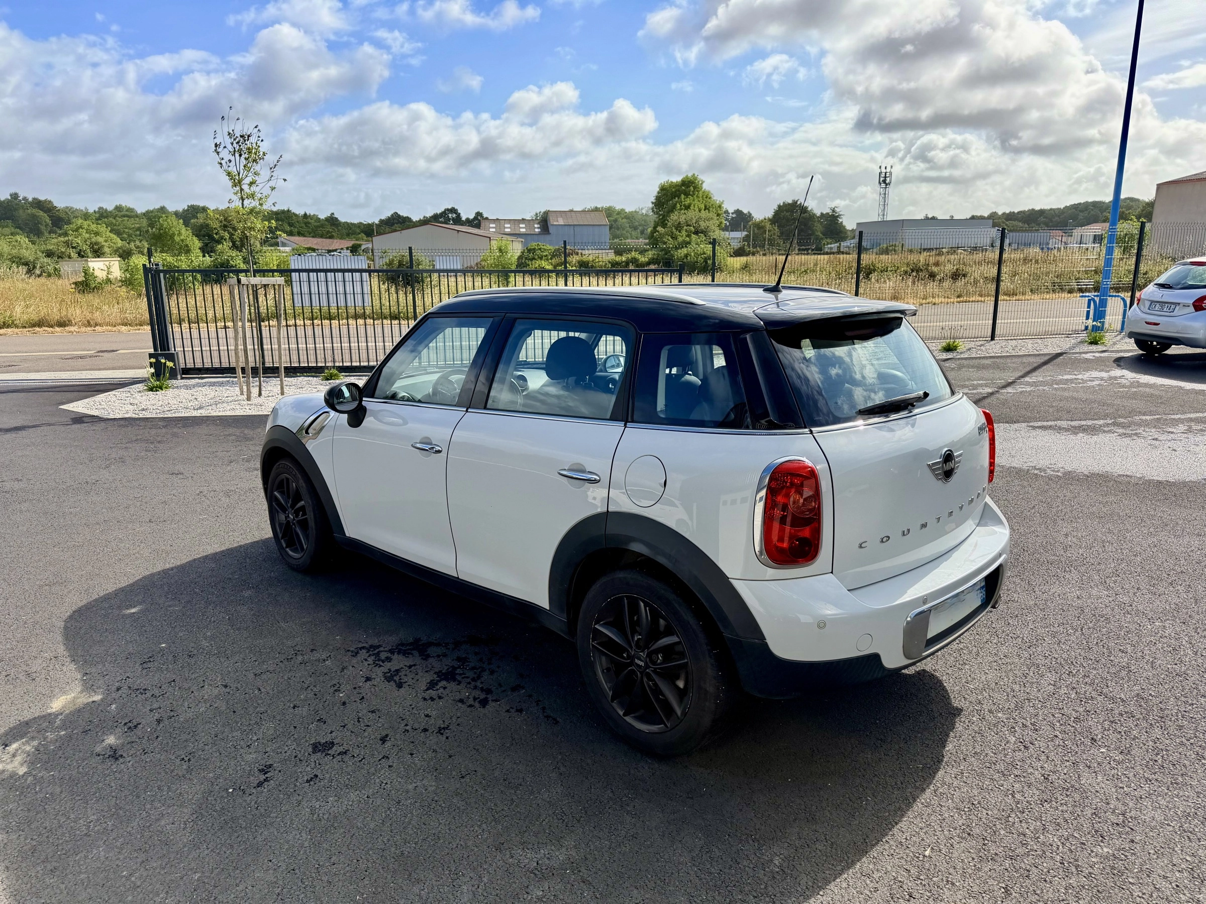 Mini Countryman 1.6 D 110 COOPER Garantie 12 mois — photo 3