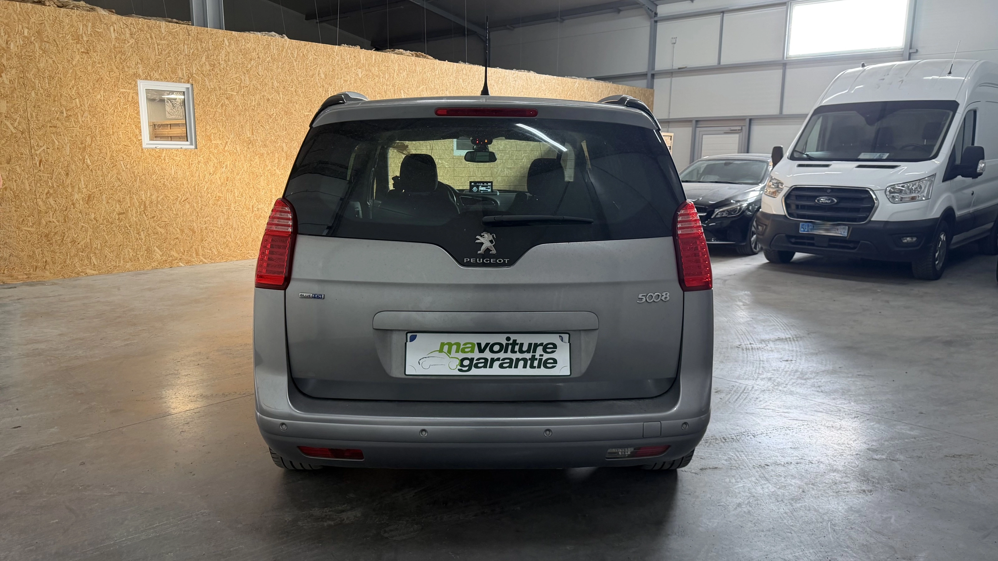 Peugeot 5008 / Garantie 12 mois GENERATION-I 1.6 BLUEHDI 120 ALLURE START-STOP — photo 4