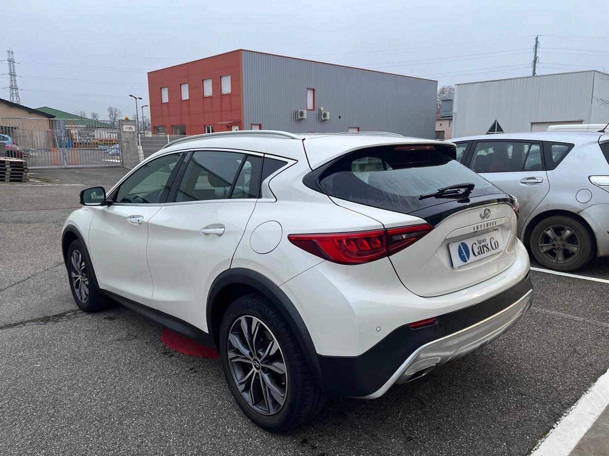Infiniti Qx30 