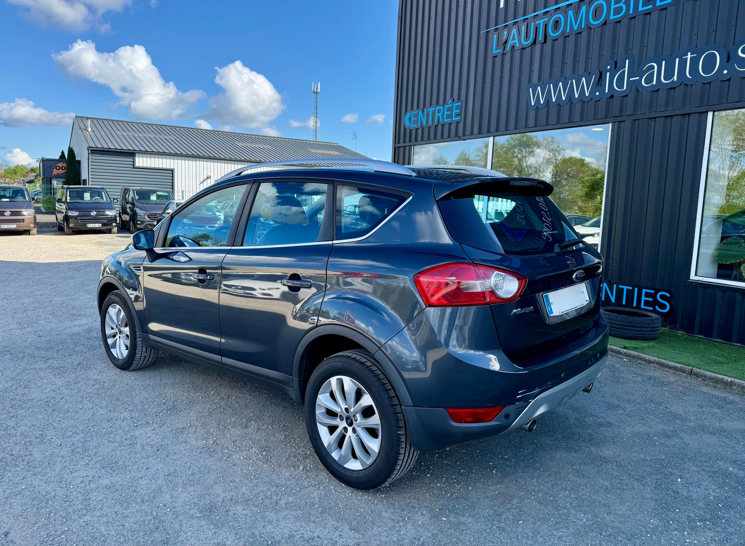 Ford Kuga 2.0 TDCI 140 4X2 Titanium Garantie 12 Mois — photo 3