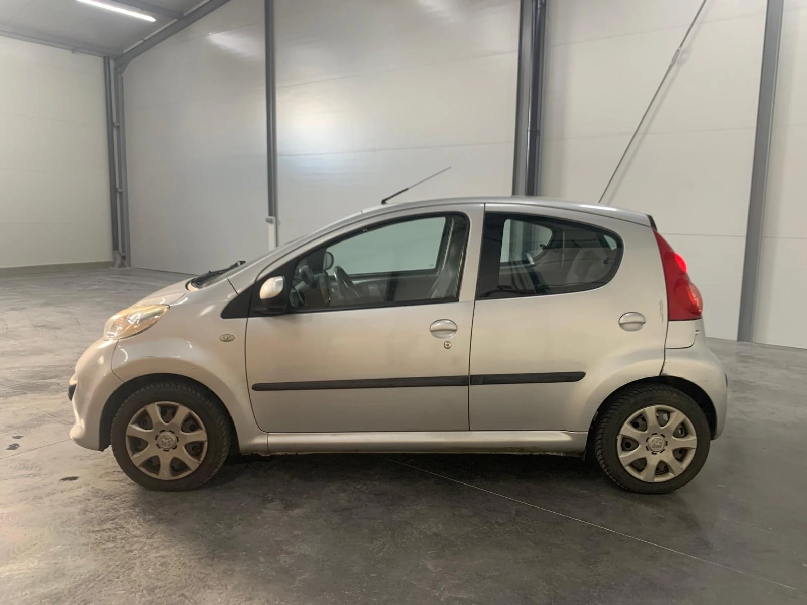 Peugeot 107 1.0 70 ACCESS- Garantie 12 mois — photo 2