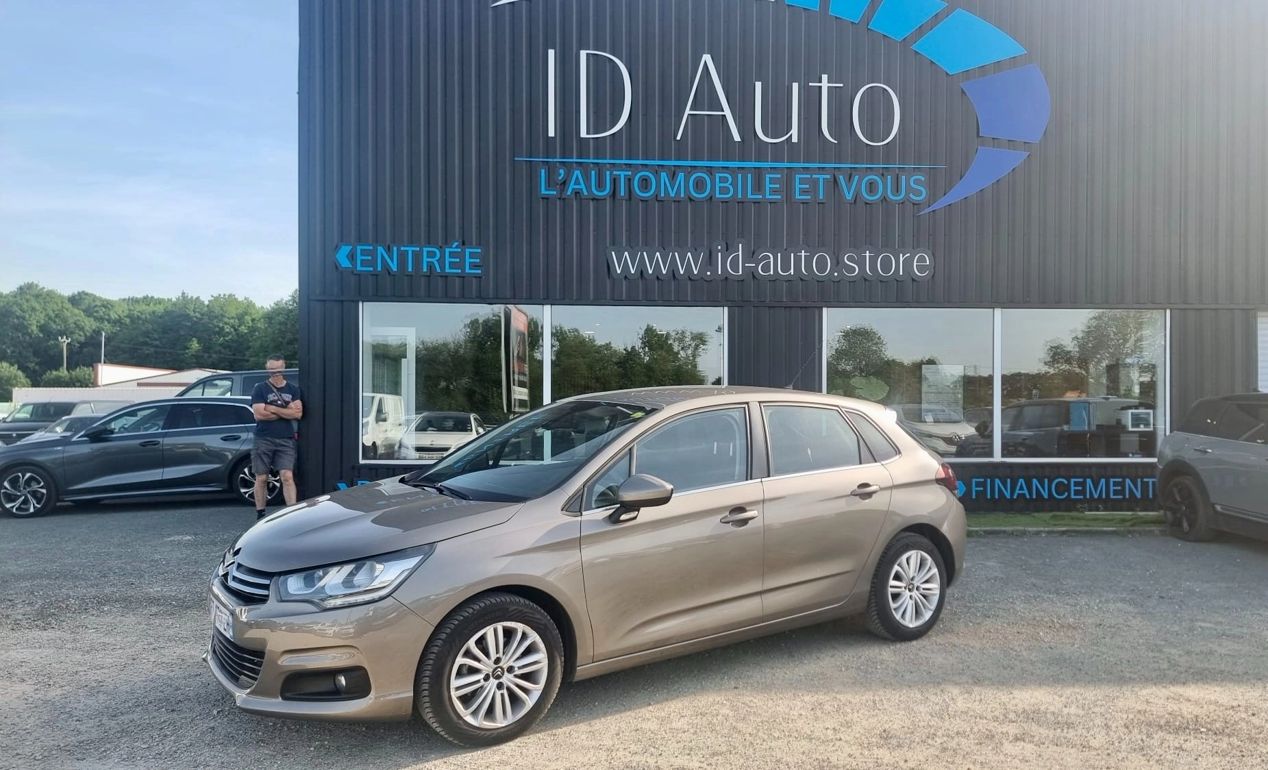 Citroen C4 1.6 BLUEHDI 120 MILLENIUM / Garantie 12 mois 1.6 BLUEHDI 120 MILLENIUM START-STOP