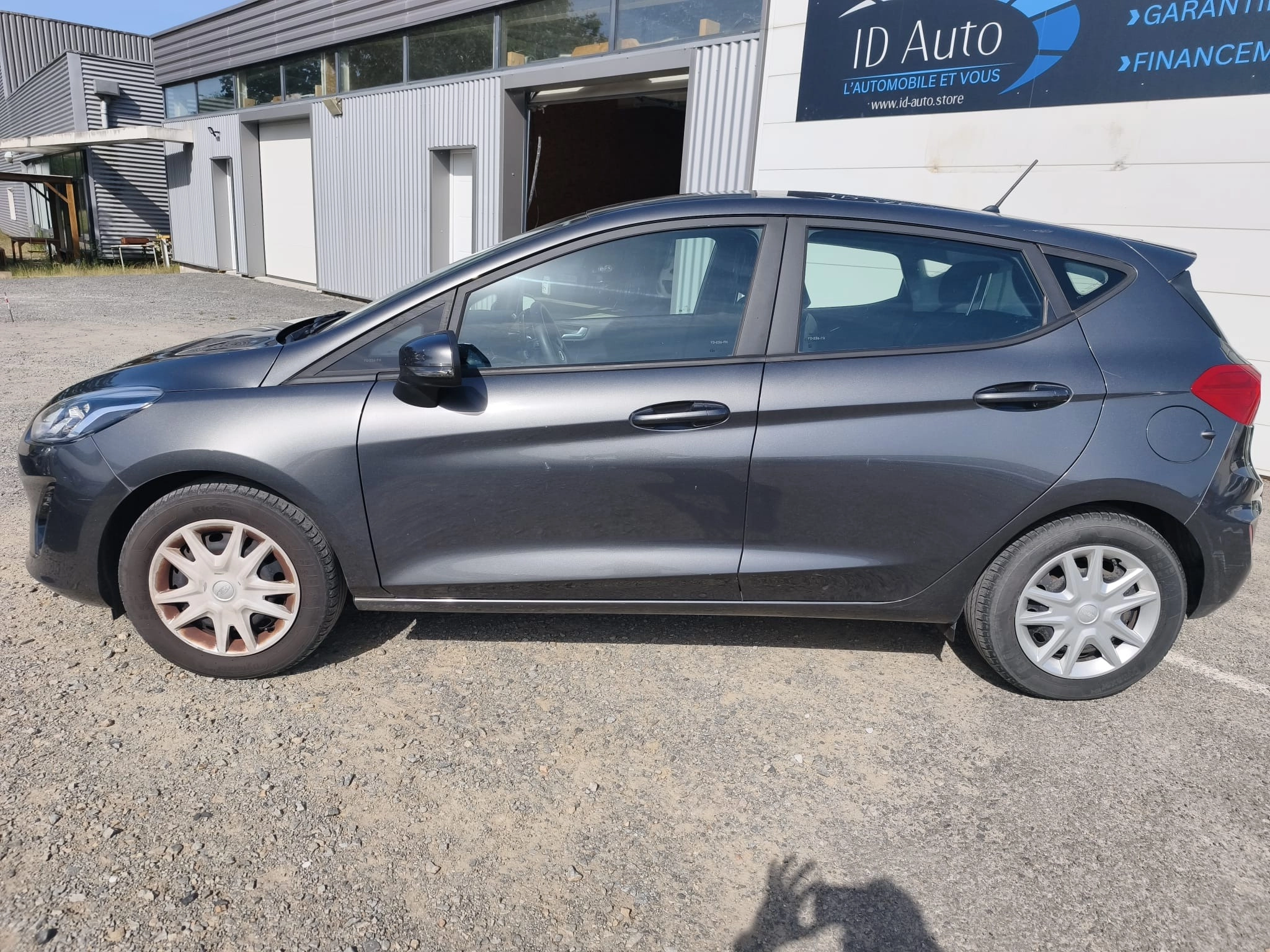 Ford Fiesta 1.1 85 TREND GARANTIE 12 MOIS — photo 2