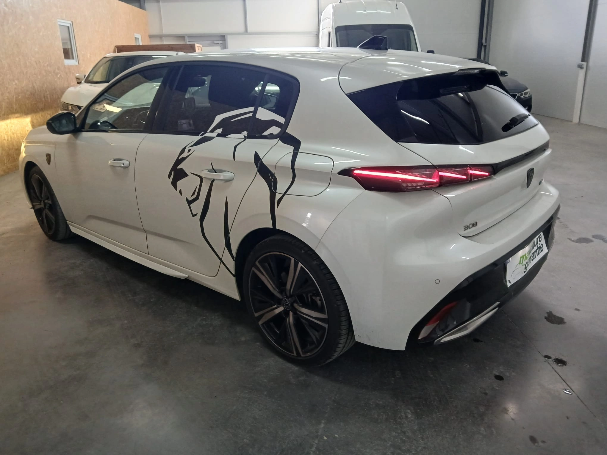 Peugeot 308 GENERATION-III 1.6 225H 180 HYBRID PHEV 12.4KWH GT PACK E-EAT BVA - Garantie 12 mois — photo 3