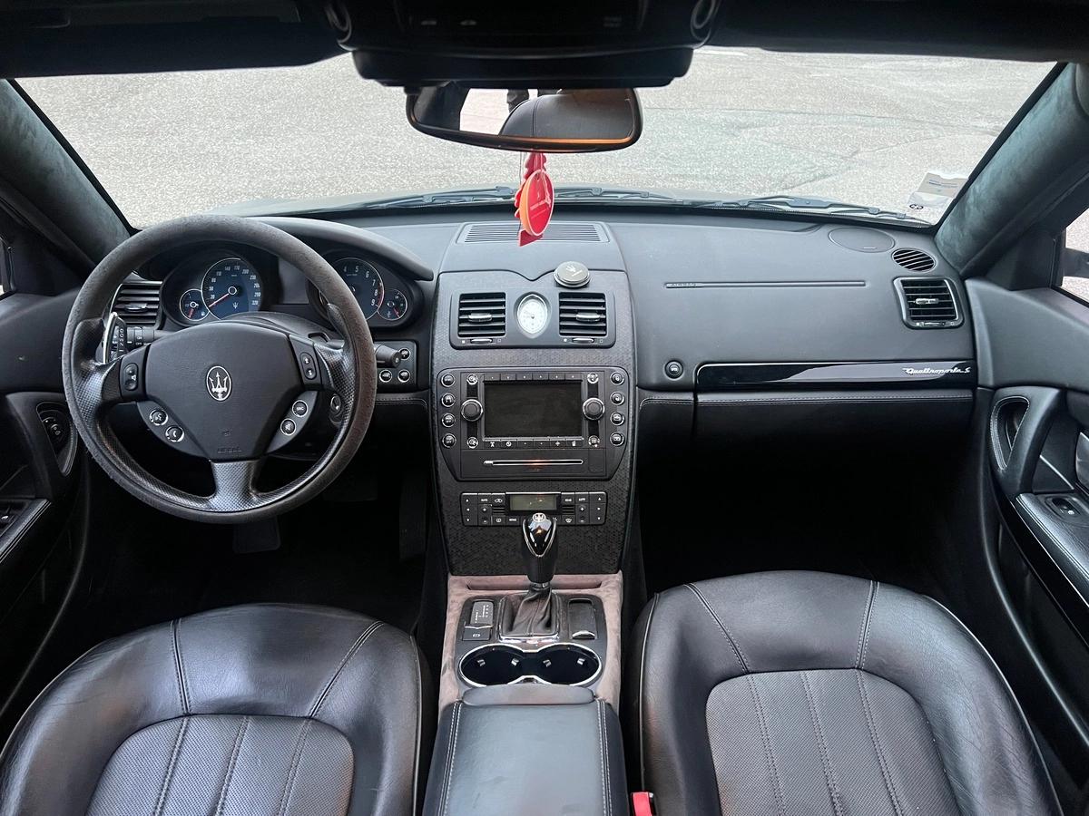 Maserati Quattroporte 