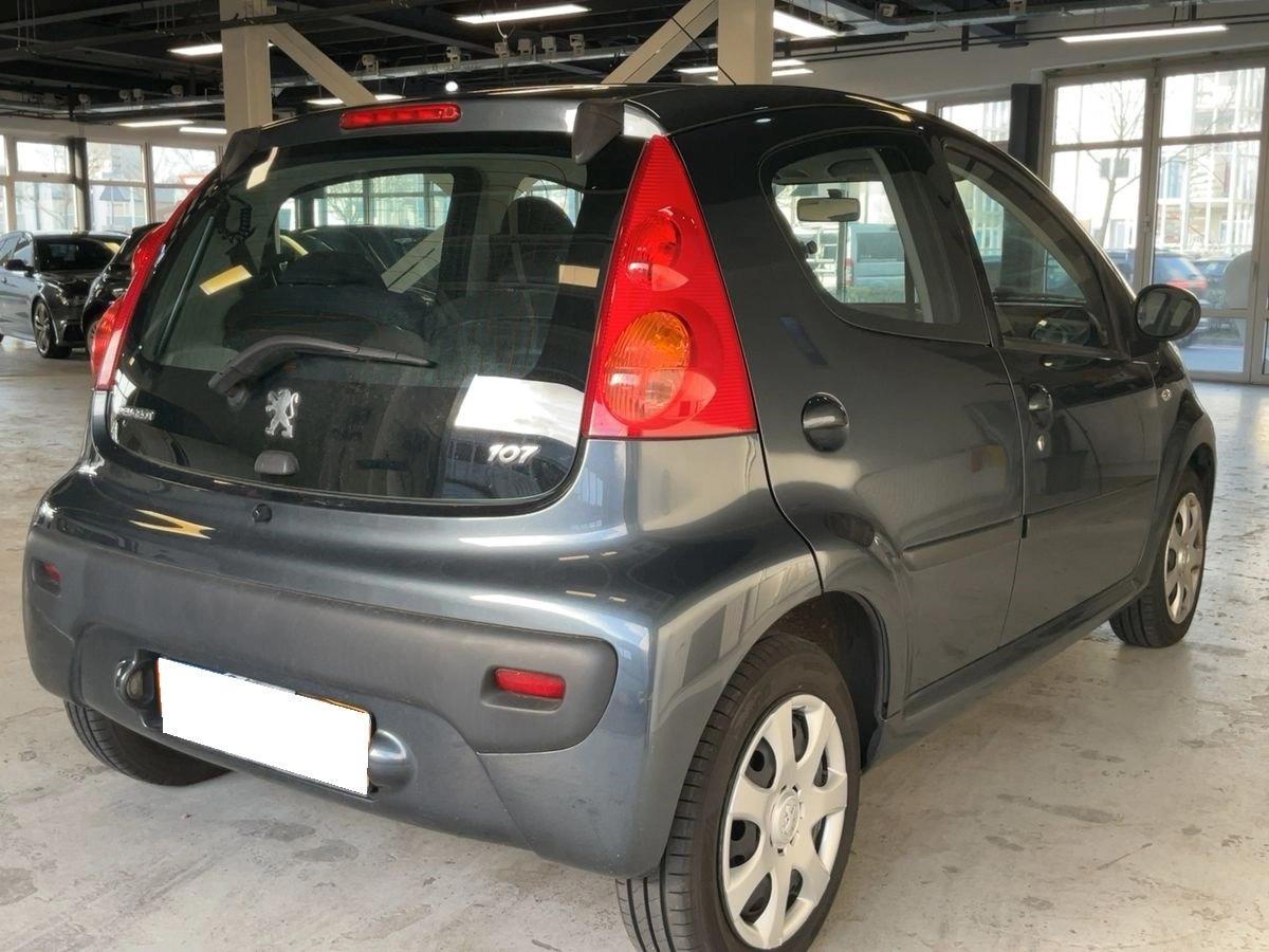 Peugeot 107 