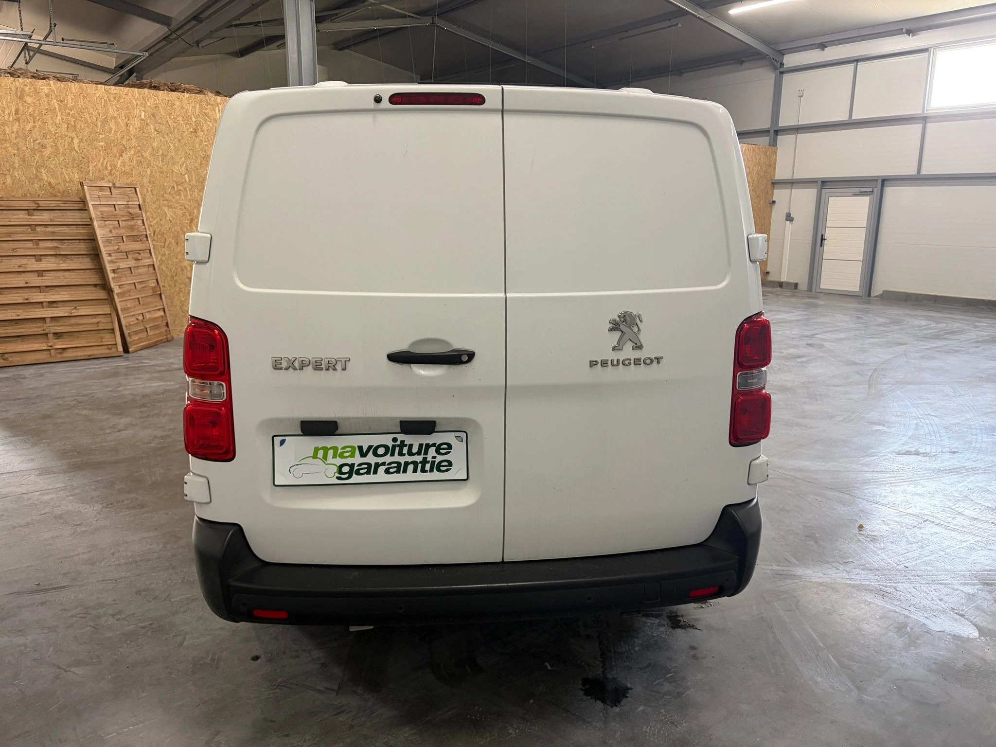 Peugeot Expert Vu AMENAGE - 2.0 BLUEHDI 120 L2 PREMIUM - Garantie 12 mois FOURGON 2.0 BLUEHDI 120 L2 PREMIUM START-STOP — photo 4