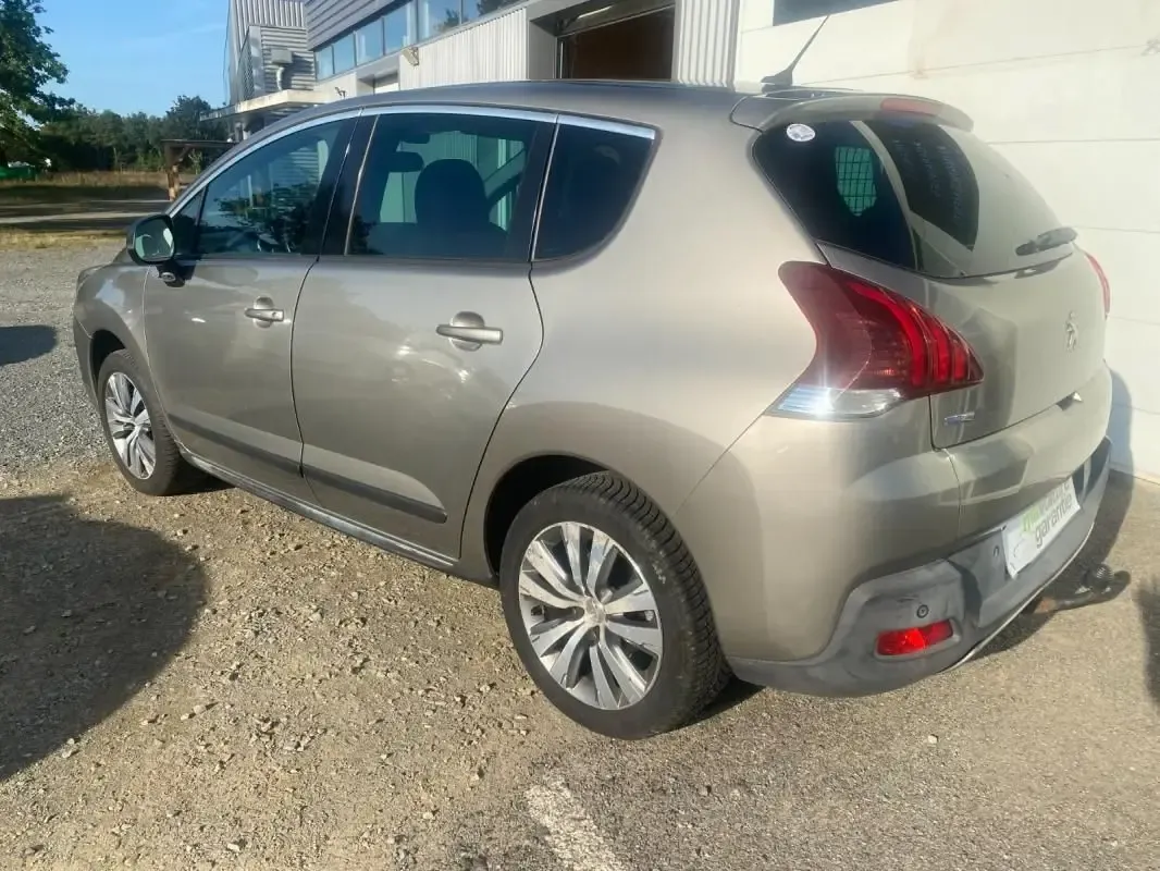 Peugeot 3008 1.2 130 ALLURE GARANTIE 12 MOIS GENERATION-II 1.2 PURETECH 130 ALLURE START-STOP — photo 3