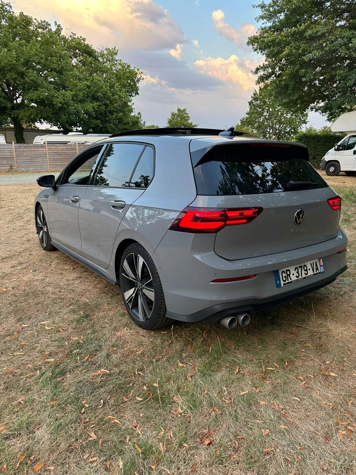 Volkswagen Golf 2.0 TDI 200 SCR GTD DSG BVA — photo 3