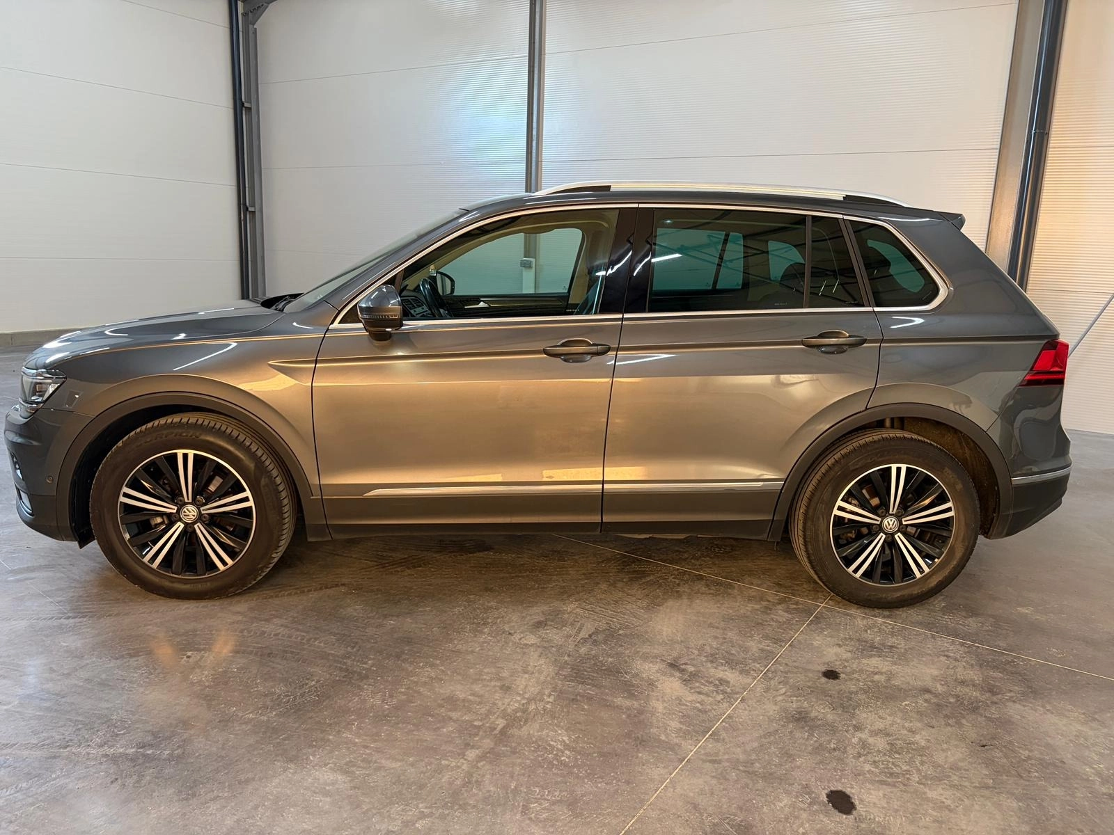 Volkswagen Tiguan 2.0 TDI 150 CARAT EXCLUSIVE - Garantie 12 mois 2.0 TDI 150 BLUEMOTION CARAT EXCLUSIVE DSG BVA — photo 2