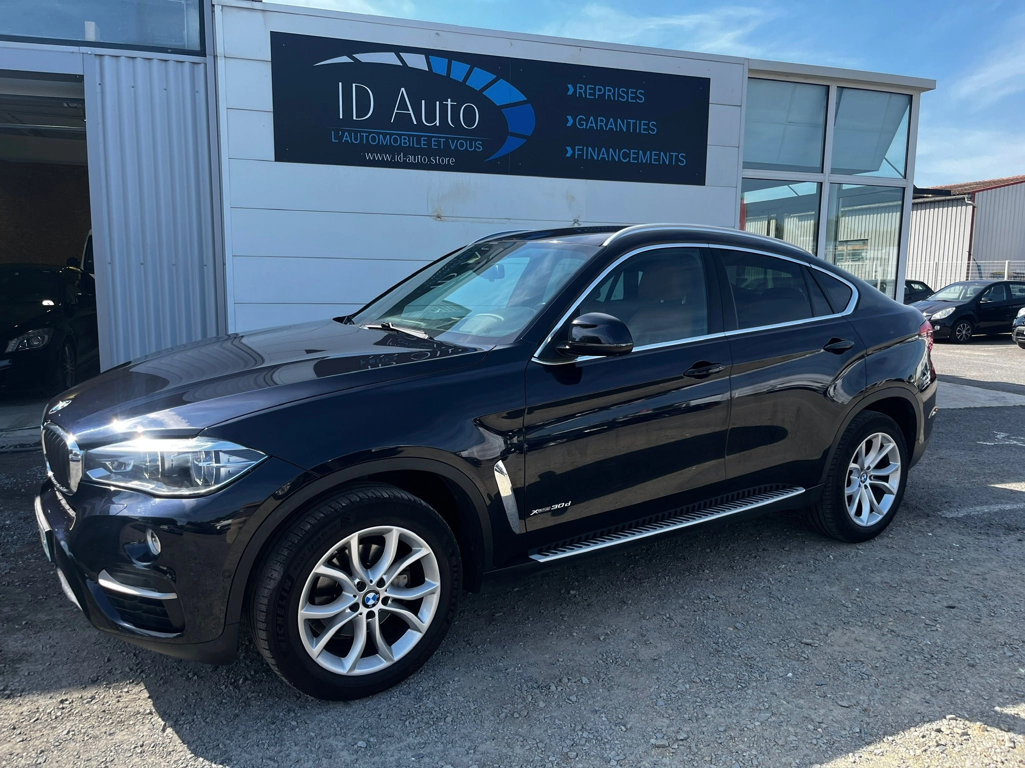 Bmw X6 3.0 D 258 PURE EXTRAVAGANCE XDRIVE GARANTIE 12 MOIS 3.0 D 260 EXCLUSIVE XDRIVE BVA