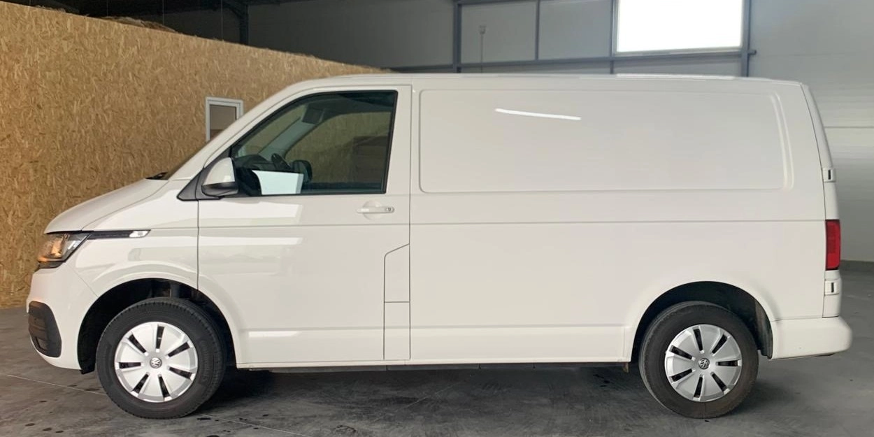 Volkswagen Transporter Vu FOURGON T6 2.0 TDI 150 2T8 L1H1 BUSINESS LINE PLUS DSG BVA - Garantie 1an — photo 2