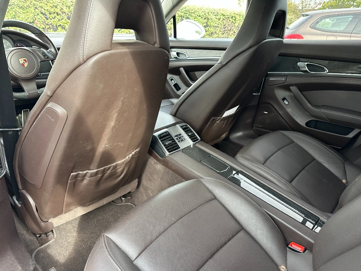 Porsche Panamera - photo 14