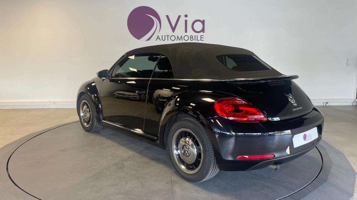 Volkswagen BEETLE