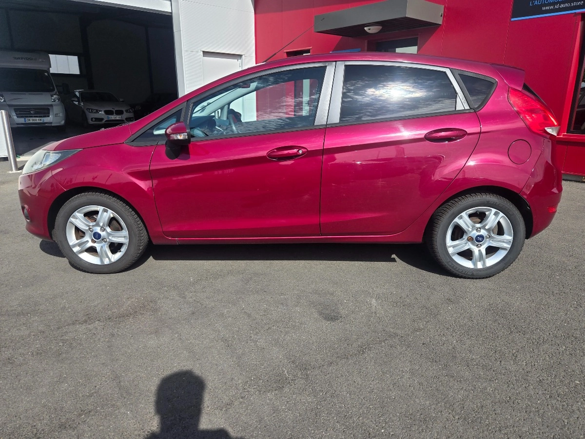Ford Fiesta 1.4 TDCI 70 AMBIENTE, Garantie 1 an — photo 2