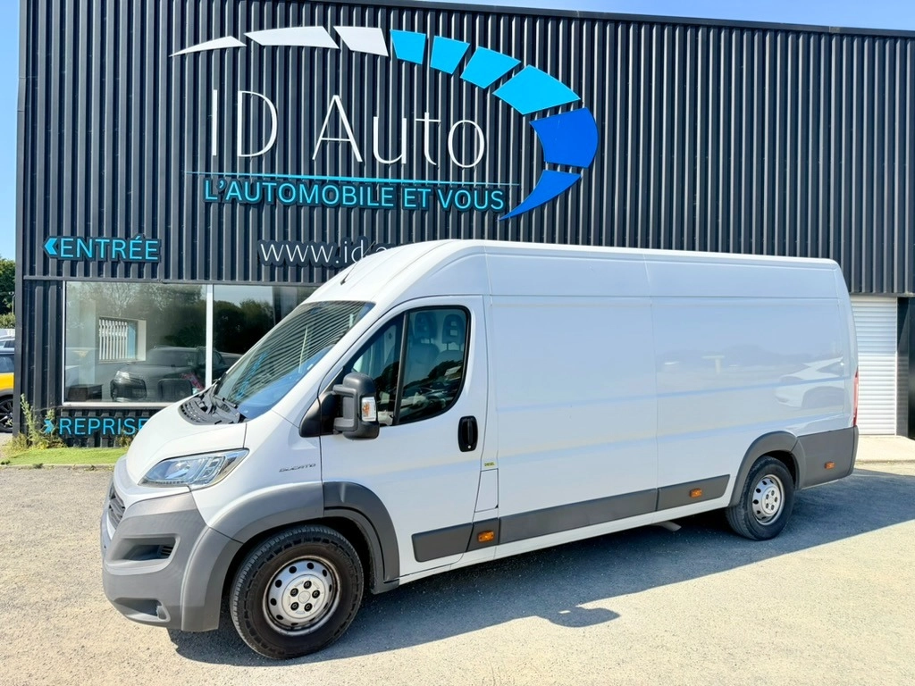 Fiat Ducato COMBI MAXI 2.3 MJT 130 L4H2 Garantie 12 mois COMBI MAXI 2.3 MJT 130 35 XL PROFESSIONAL NAV COFFRE