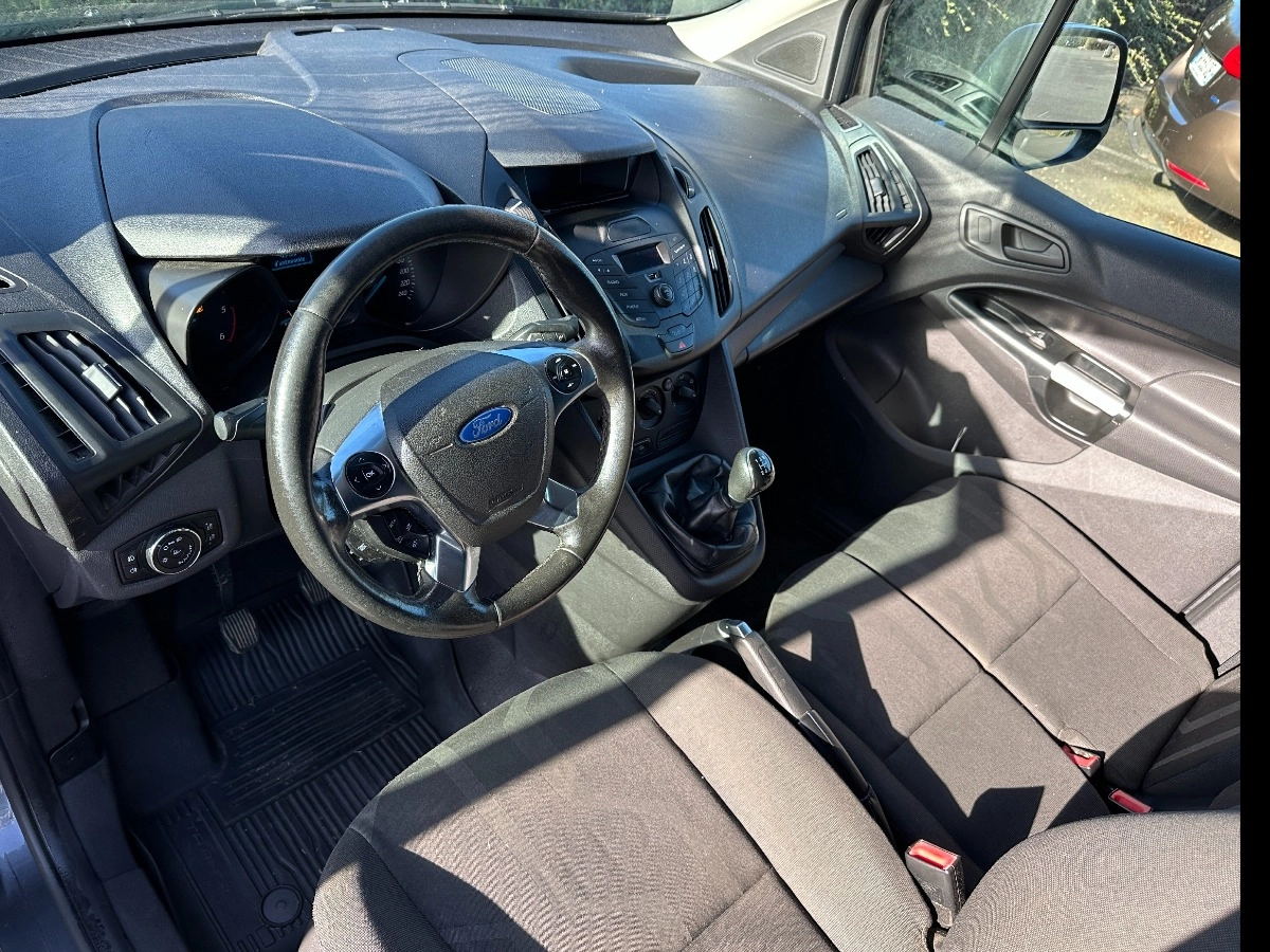 Ford Transit Connect - photo 11