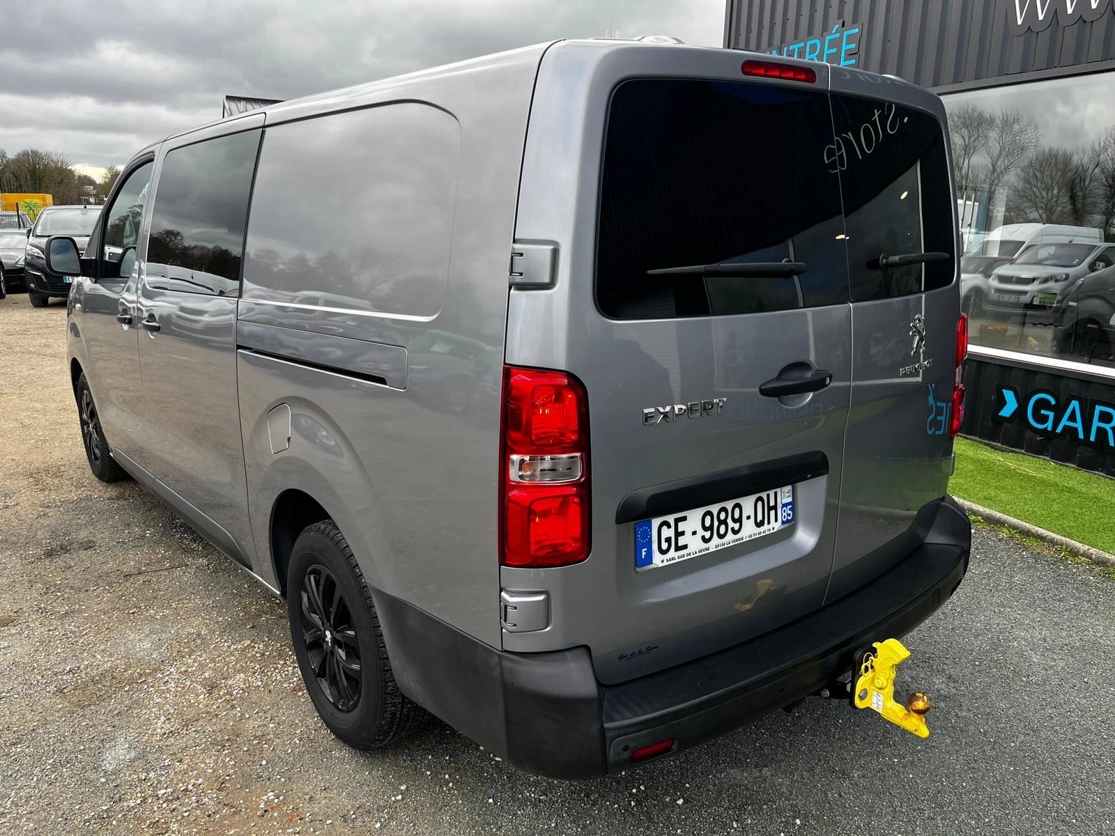 Peugeot Expert COMBI 2.0 BLUEHDI 120 L2 PREMIUM — photo 3
