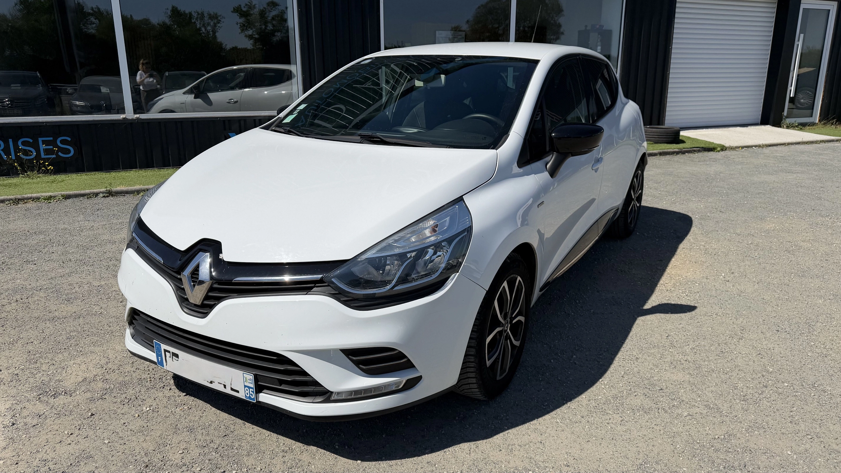 Renault Clio 90 LIMITED /  Garantie 12 mois 0.9 TCE 90 LIMITED — photo 2