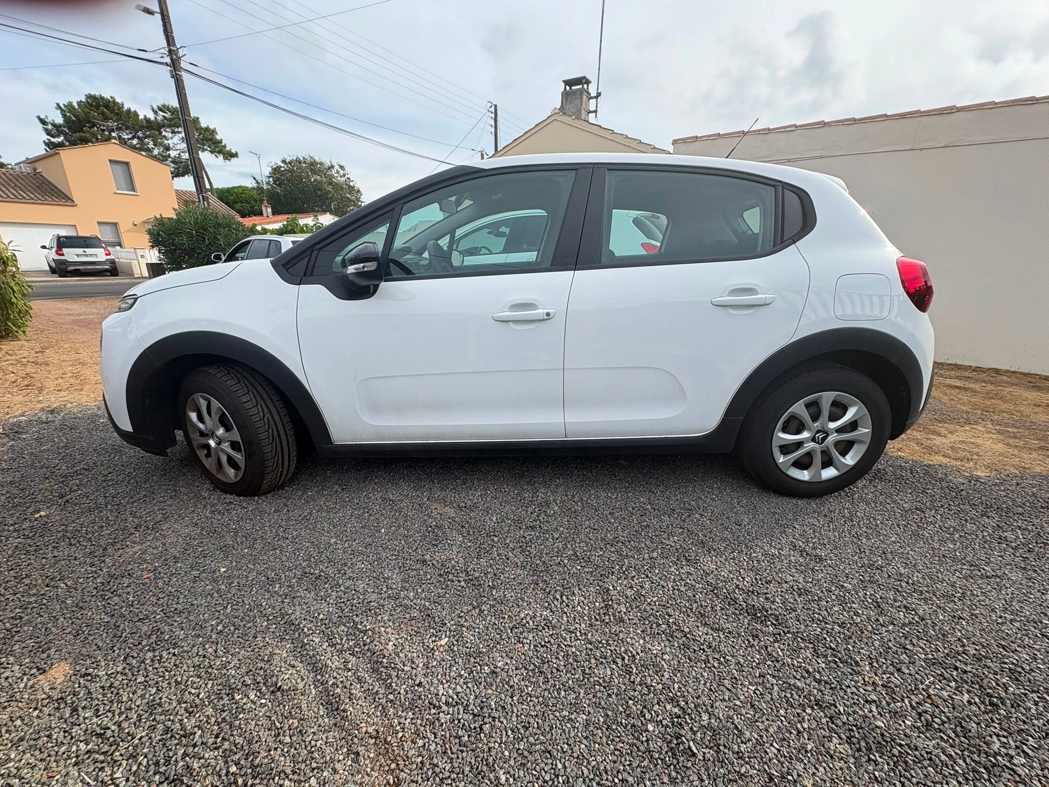 Citroen C3 GENERATION-III 1.5 BLUEHDI 100 FEEL NAVI START-STOP — photo 3