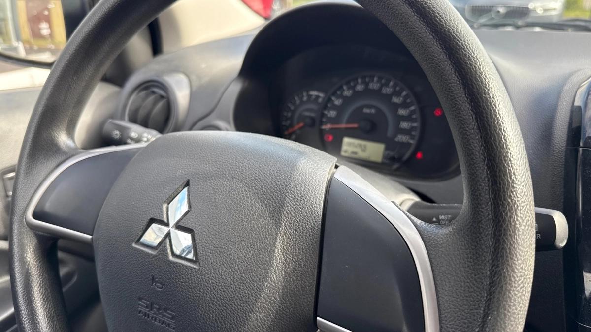 Mitsubishi SPACESTAR