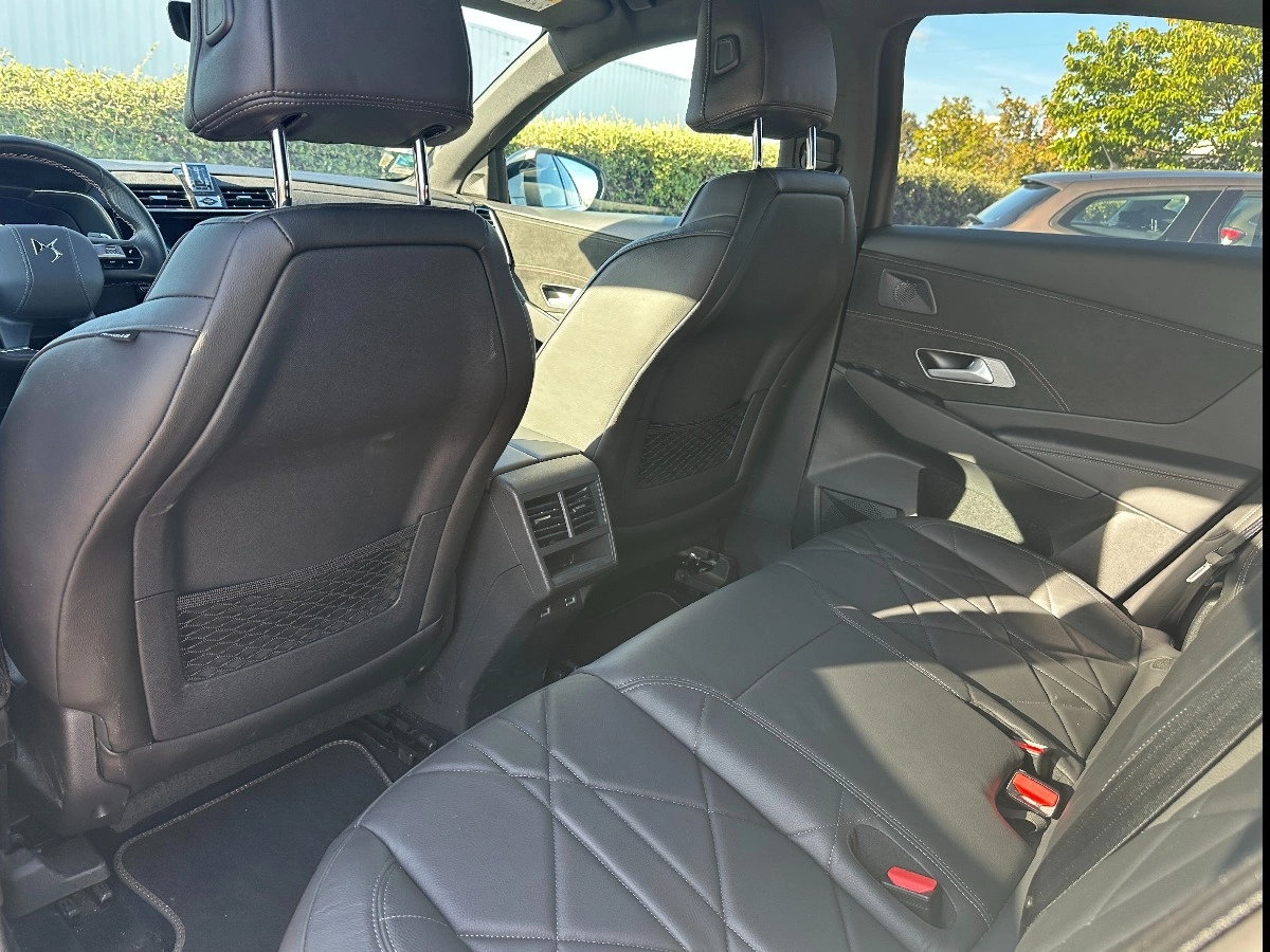 Ds Automobiles Ds 7 Crossback E-tense - photo 12