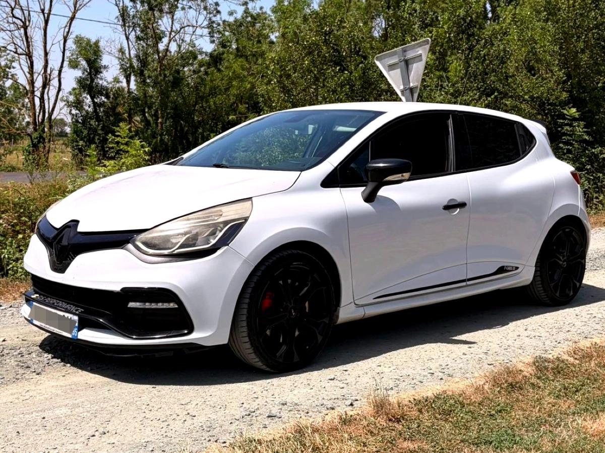 RENAULT Clio