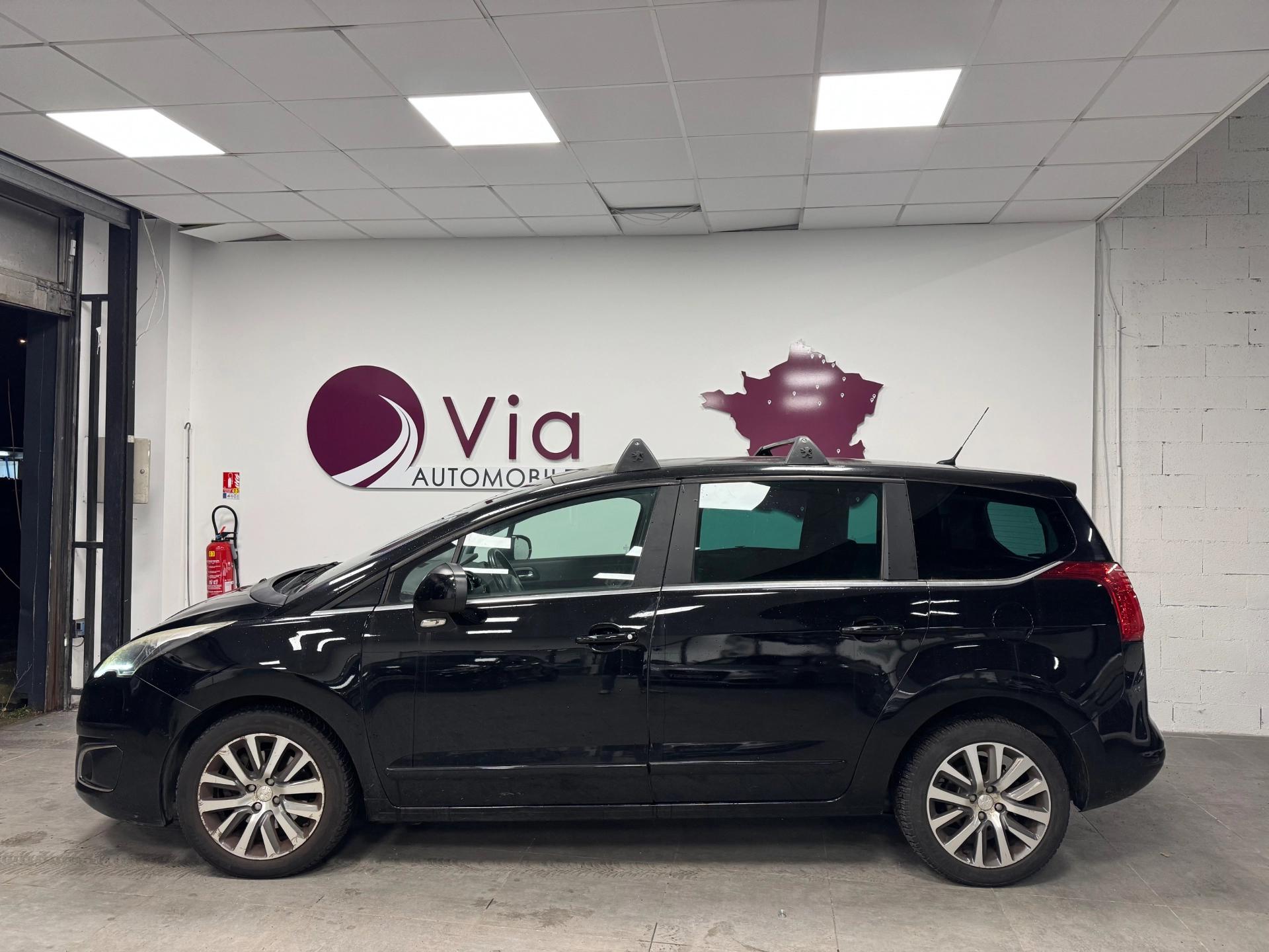 Peugeot 5008