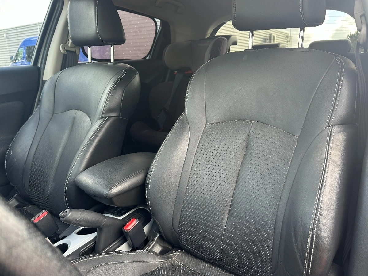 Nissan Juke - photo 10