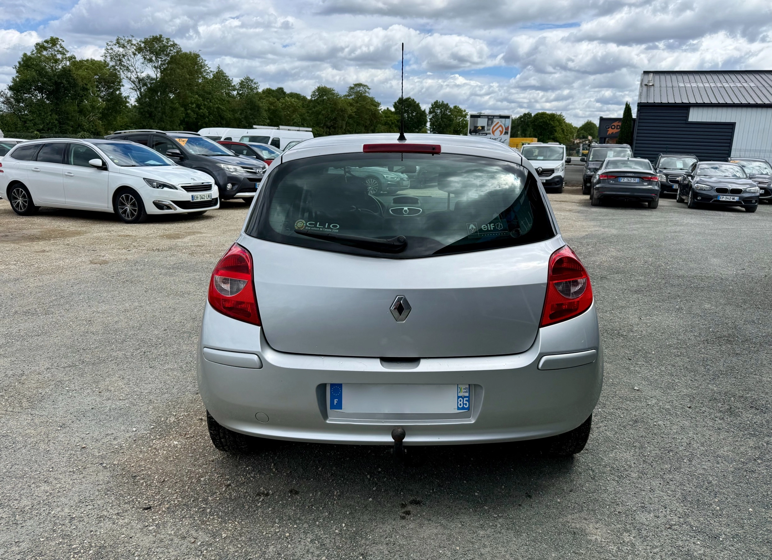 Renault Clio 1.5 DCI 85 CONFORT DYNAMIQUE GARANTIE 12 MOIS — photo 4