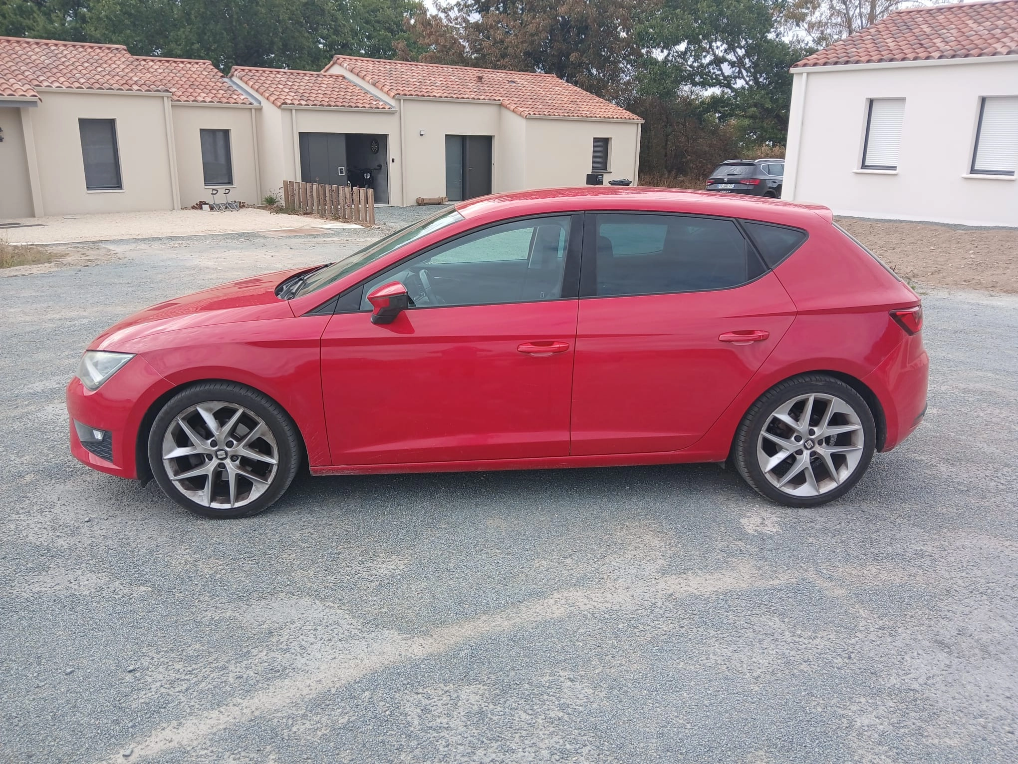 Seat Leon 2.0 TDI 150ch FAP FR Start&Stop DSG - Garantie 12 mois — photo 2