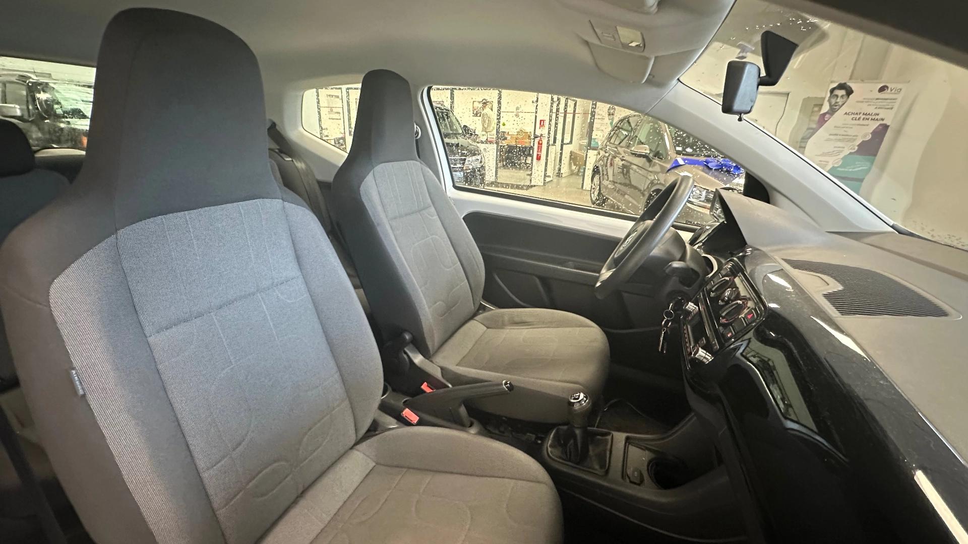 Volkswagen Up