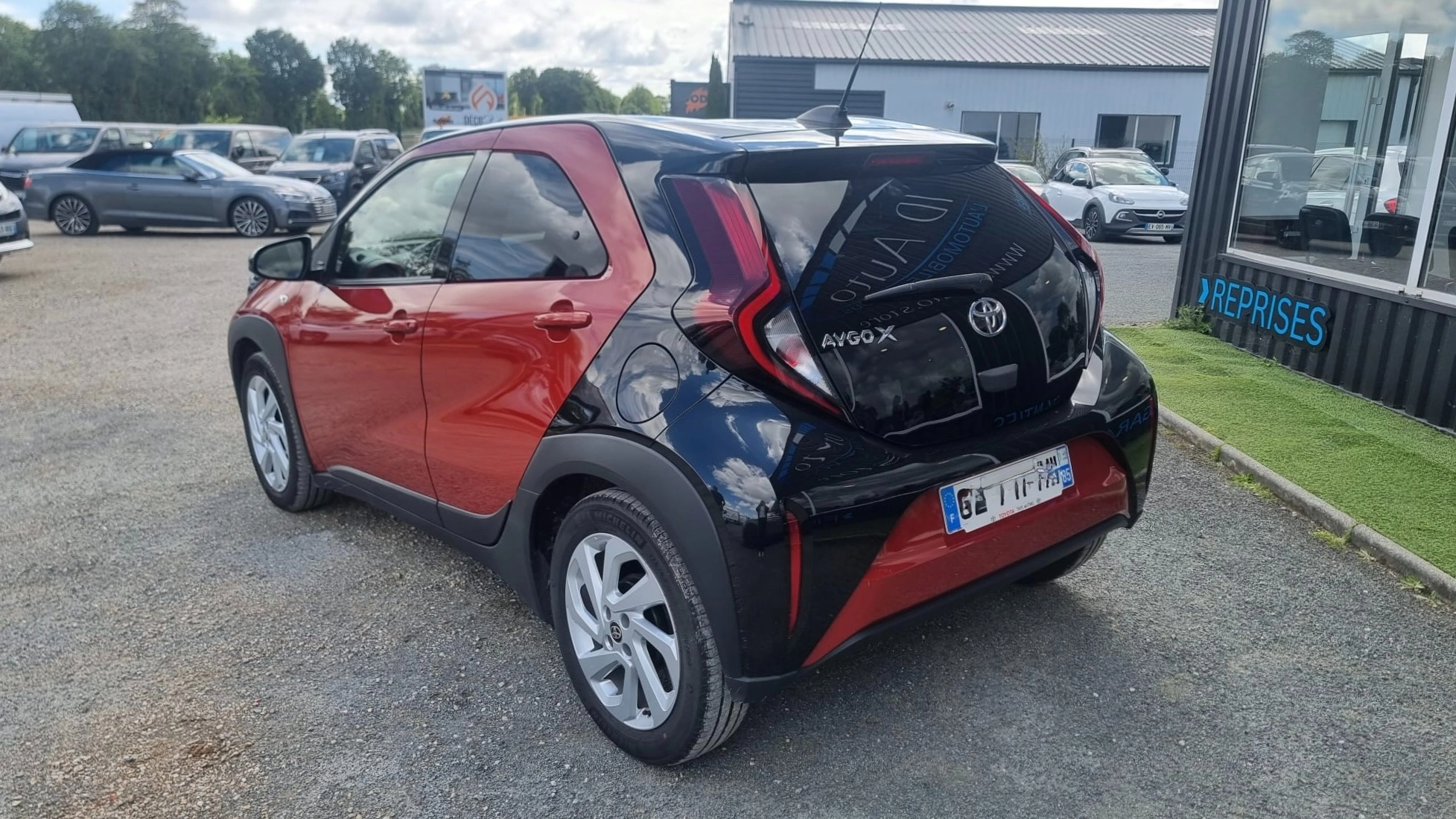 Toyota Aygo X 1.0 VVTI 70 DESIGN S-CVT BVA — photo 4