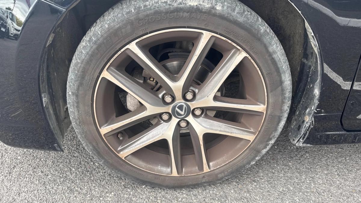 Lexus CT200H
