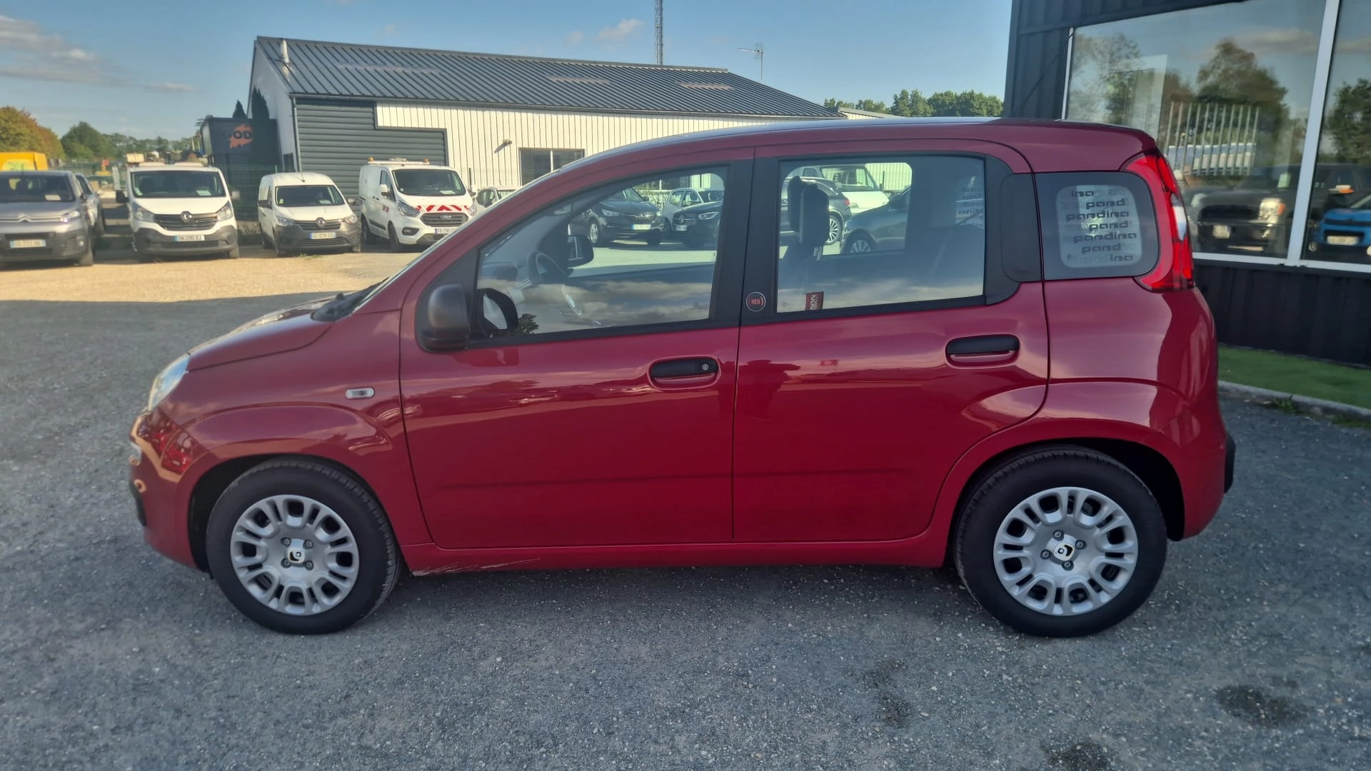Fiat Panda 1.0 GSE 70 HYBRID MHEV PANDINA POP — photo 3