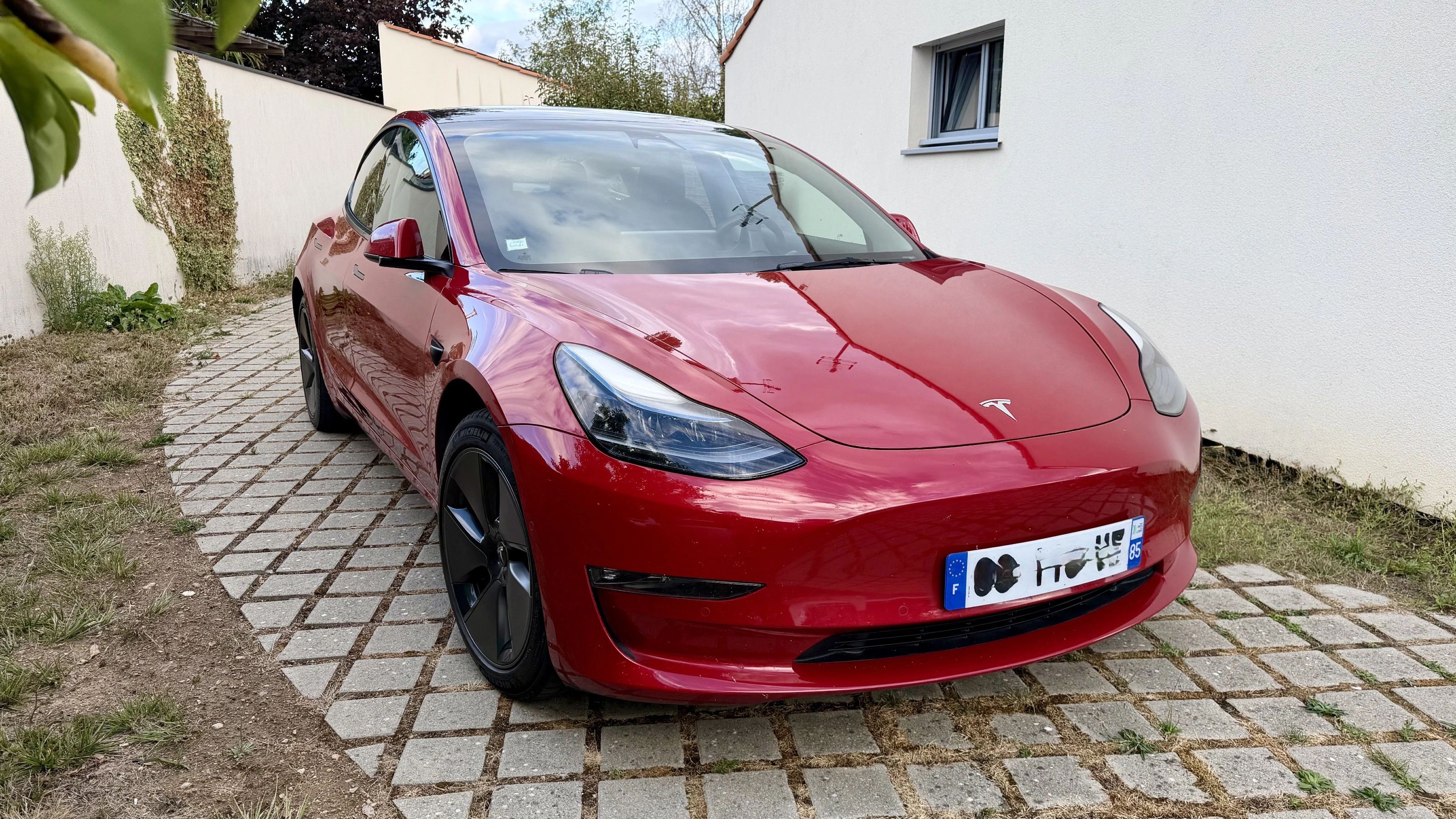 Tesla Model-3 Grande Autonomie 4WD / Garantie 12 mois ELECTRIC 440 82KWH GRANDE-AUTONOMIE 4WD DUAL-MOTOR BVA — photo 3
