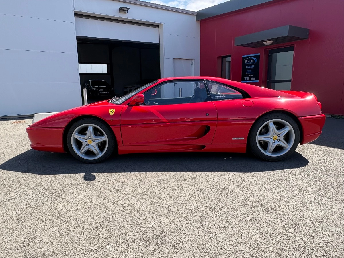 Ferrari F355 Berlinetta en Etat Remarquable 12 Mois de Garantie Courroie Distribution Faite COUPE 3.5 380 BERLINETTA — photo 3