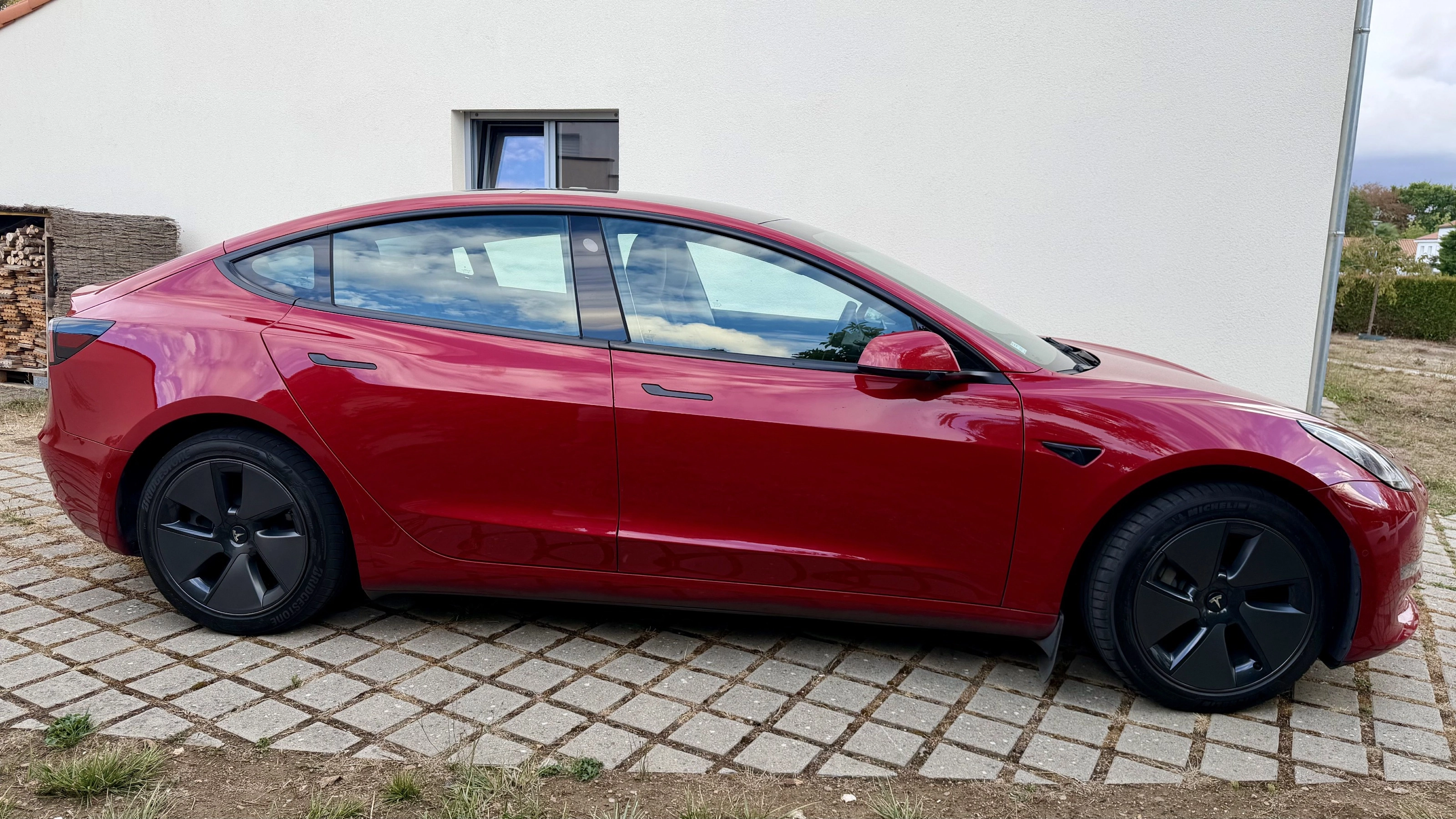 Tesla Model-3 Grande Autonomie 4WD / Garantie 12 mois ELECTRIC 440 82KWH GRANDE-AUTONOMIE 4WD DUAL-MOTOR BVA — photo 4