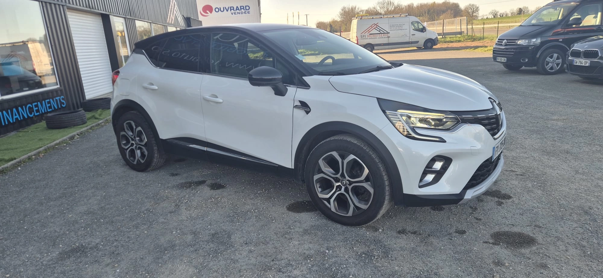 Renault Captur — photo 2